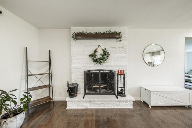 17535 Azure LANE, Brookfield, WI 53045