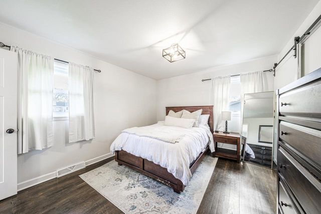 17535 Azure LANE, Brookfield, WI 53045