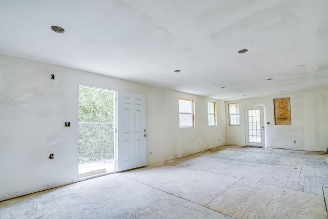 12055 Kagel Canyon Road, Sylmar, CA 91342