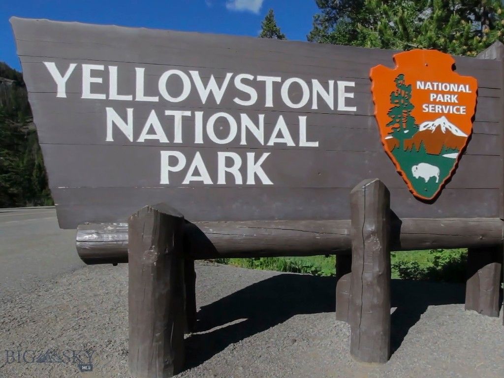 1111 Moonrise Way, West Yellowstone, MT 59758 photo 26