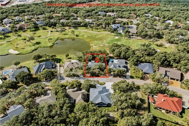 711 Waterwood St, Rockport, TX 78382