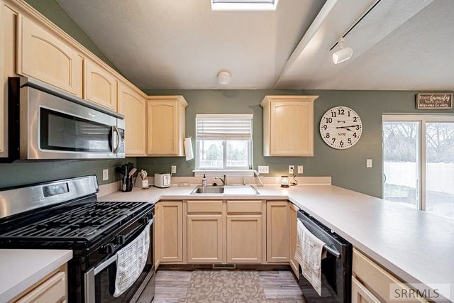 1862 Eagle Pointe Drive, Ammon, ID 83406