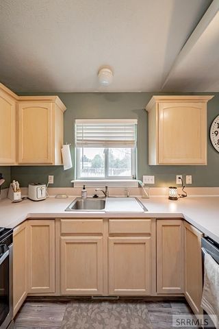 1862 Eagle Pointe Drive, Ammon, ID 83406