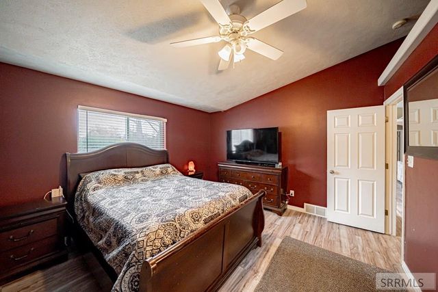 1862 Eagle Pointe Drive, Ammon, ID 83406