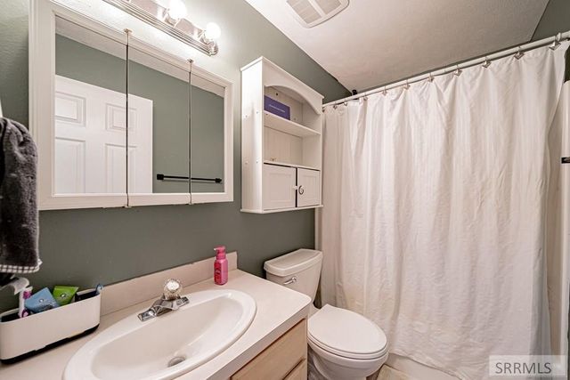 1862 Eagle Pointe Drive, Ammon, ID 83406