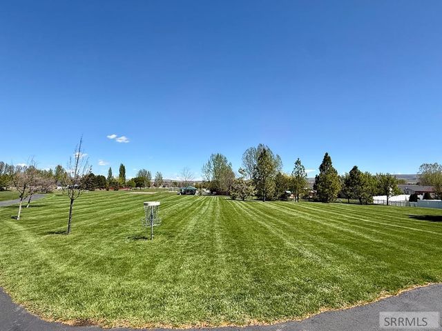 1862 Eagle Pointe Drive, Ammon, ID 83406