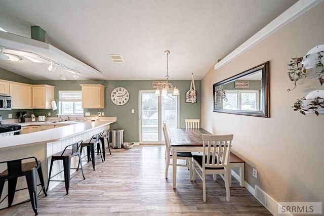1862 Eagle Pointe Drive, Ammon, ID 83406