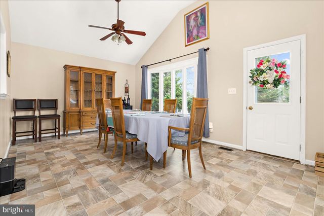 610 SUTTON DR, Pasadena, MD 21122