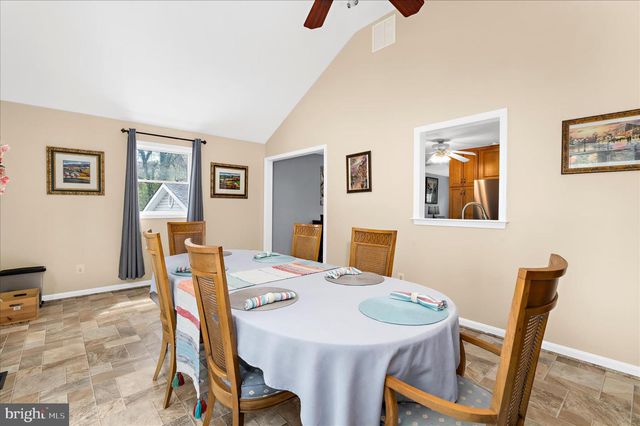 610 SUTTON DR, Pasadena, MD 21122