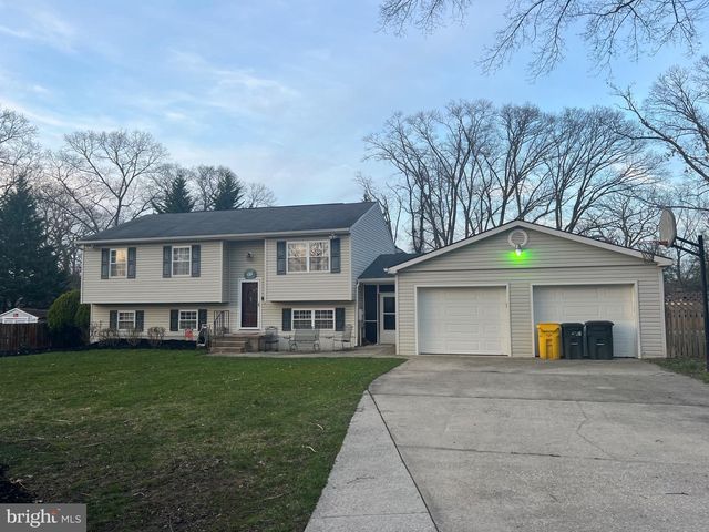 610 SUTTON DR, Pasadena, MD 21122
