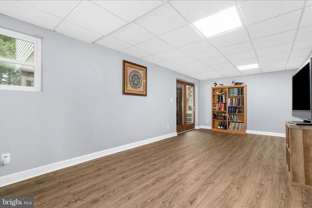 610 SUTTON DR, Pasadena, MD 21122