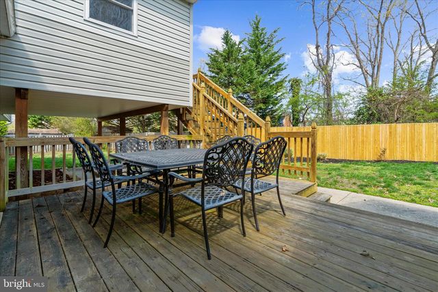 610 SUTTON DR, Pasadena, MD 21122