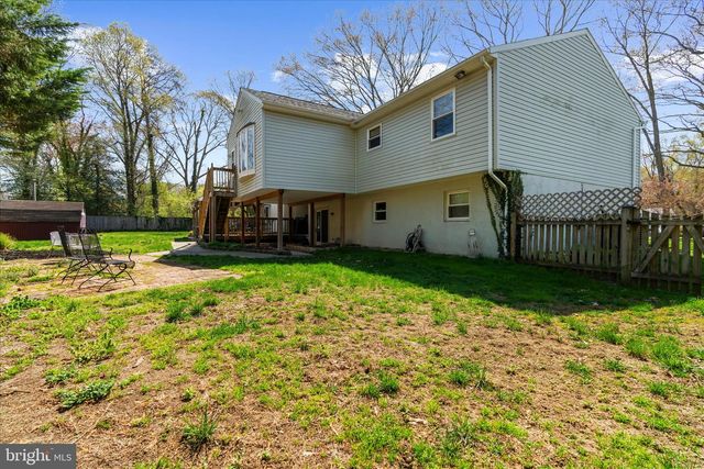 610 SUTTON DR, Pasadena, MD 21122