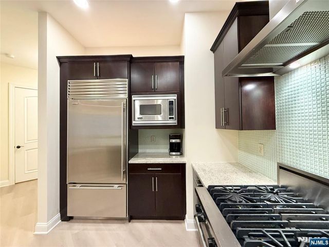 1210 The Plaza, Tenafly, NJ 07670