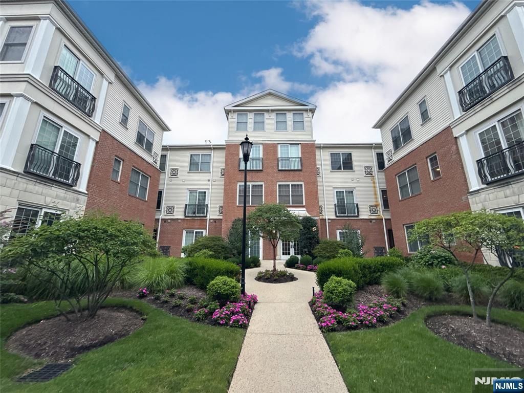 1210 The Plaza, Tenafly, NJ 07670