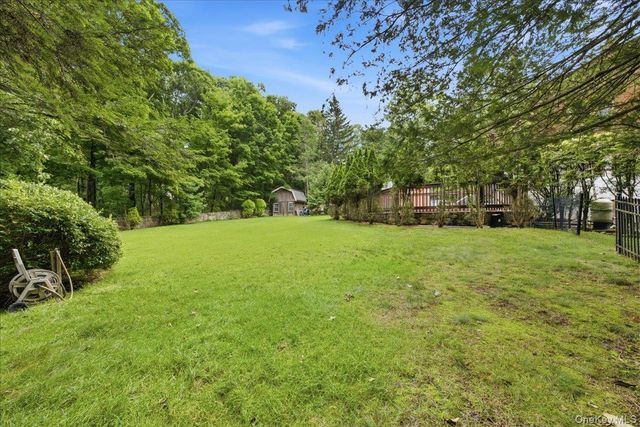 15 Woodcrest Terrace, Amawalk, NY 10501