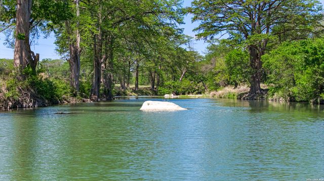 0011 Clearwater, Comfort, TX 78006