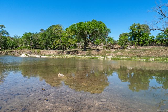 0011 Clearwater, Comfort, TX 78006