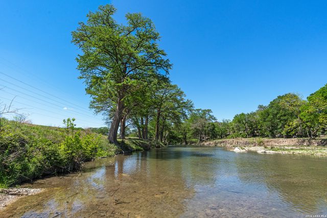 0011 Clearwater, Comfort, TX 78006
