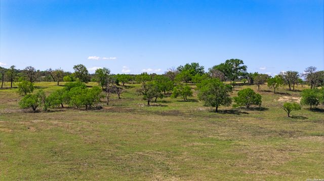 0011 Clearwater, Comfort, TX 78006