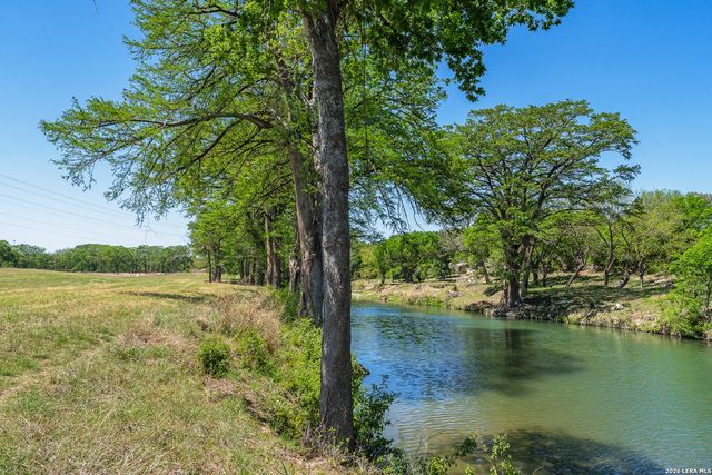 0011 Clearwater, Comfort, TX 78006
