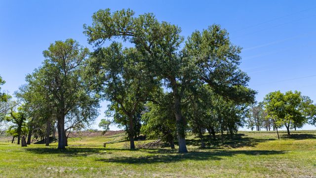 0011 Clearwater, Comfort, TX 78006