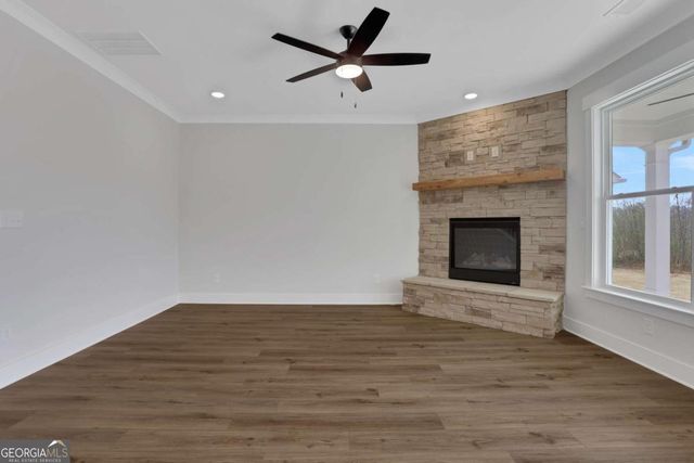 321 Conifer Lane, Ball Ground, GA 30107