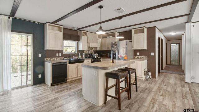 119 Lee, Arp, TX 75750