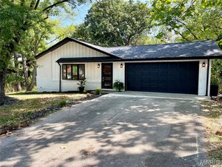 602 Sunset Drive, Waynesville, MO 65583