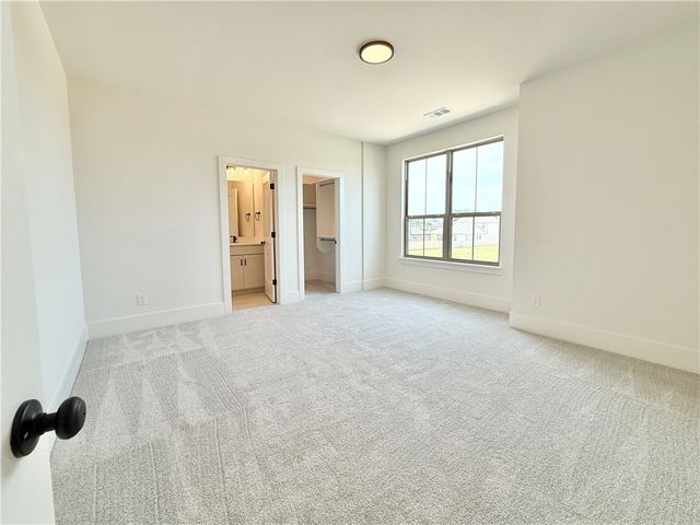 3107 S 14th Place, Rogers, AR 72758