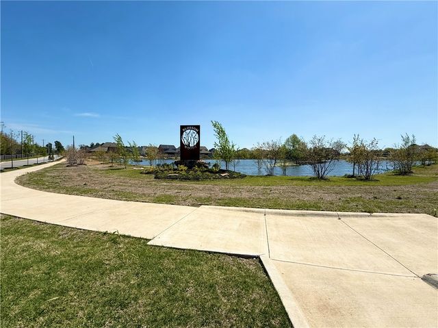 3107 S 14th Place, Rogers, AR 72758