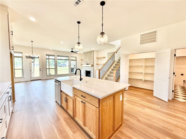 3107 S 14th Place, Rogers, AR 72758