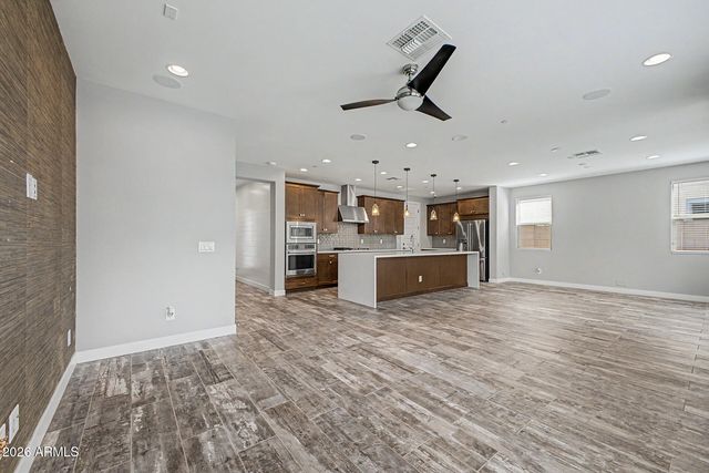 1840 S FOLLETT Way, Gilbert, AZ 85295