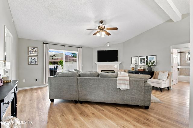 12143 SILVER SADDLE Drive, Jacksonville, FL 32258