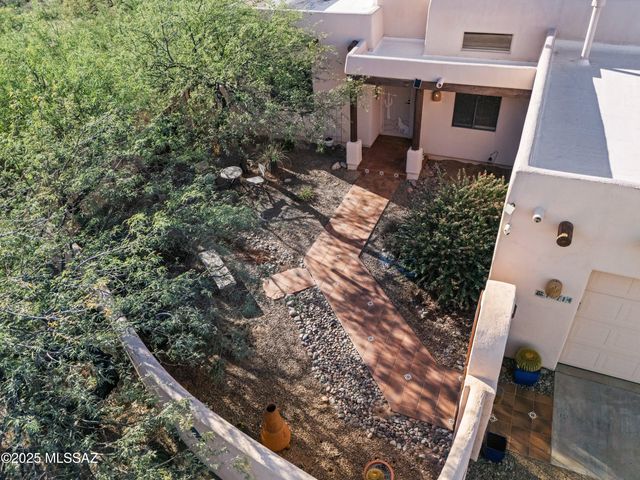 13714 E Placita Copechi, Vail, AZ 85641