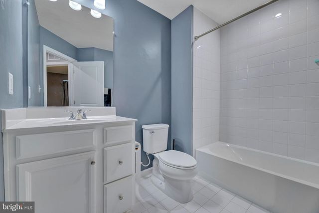 7204 CLAGETT DR, Hyattsville, MD 20785