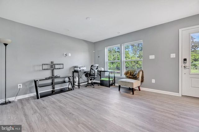 7204 CLAGETT DR, Hyattsville, MD 20785