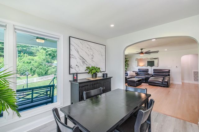 S 1307 Massie AVE, Covington, VA 24426