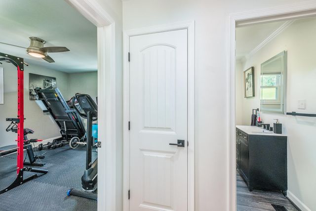 S 1307 Massie AVE, Covington, VA 24426