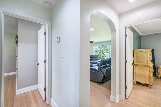 S 1307 Massie AVE, Covington, VA 24426