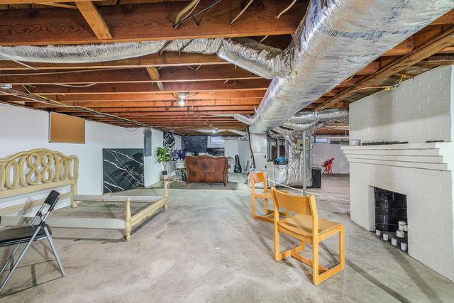 S 1307 Massie AVE, Covington, VA 24426