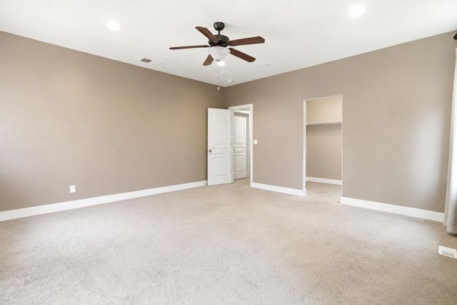 4856 Hazelwood Ave, Carmichael, CA 95608