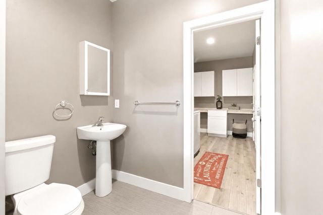 4856 Hazelwood Ave, Carmichael, CA 95608