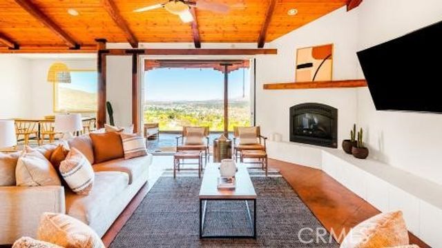 7529 Rockaway Avenue, Yucca Valley, CA 92284