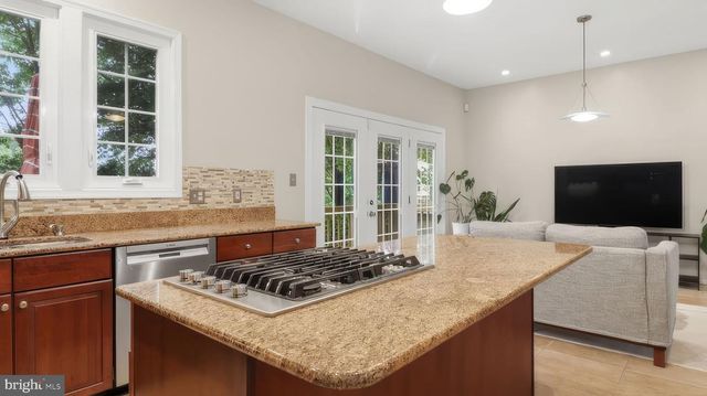 4119 TROWBRIDGE ST, Fairfax, VA 22030