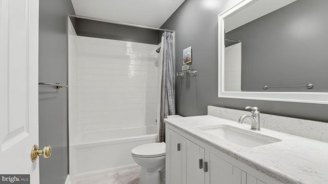 4119 TROWBRIDGE ST, Fairfax, VA 22030