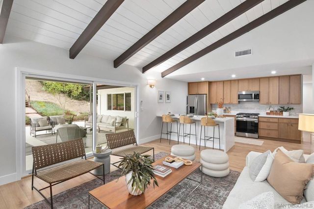 5620 Loping Ln, Bonita, CA 91902