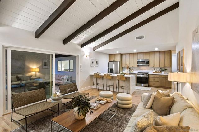 5620 Loping Ln, Bonita, CA 91902