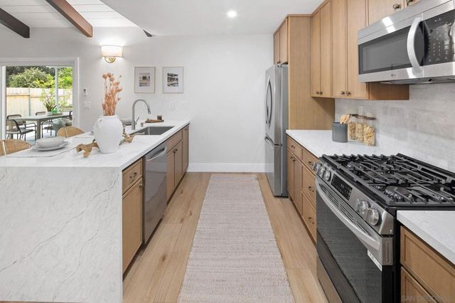 5620 Loping Ln, Bonita, CA 91902