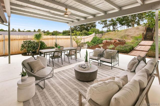 5620 Loping Ln, Bonita, CA 91902